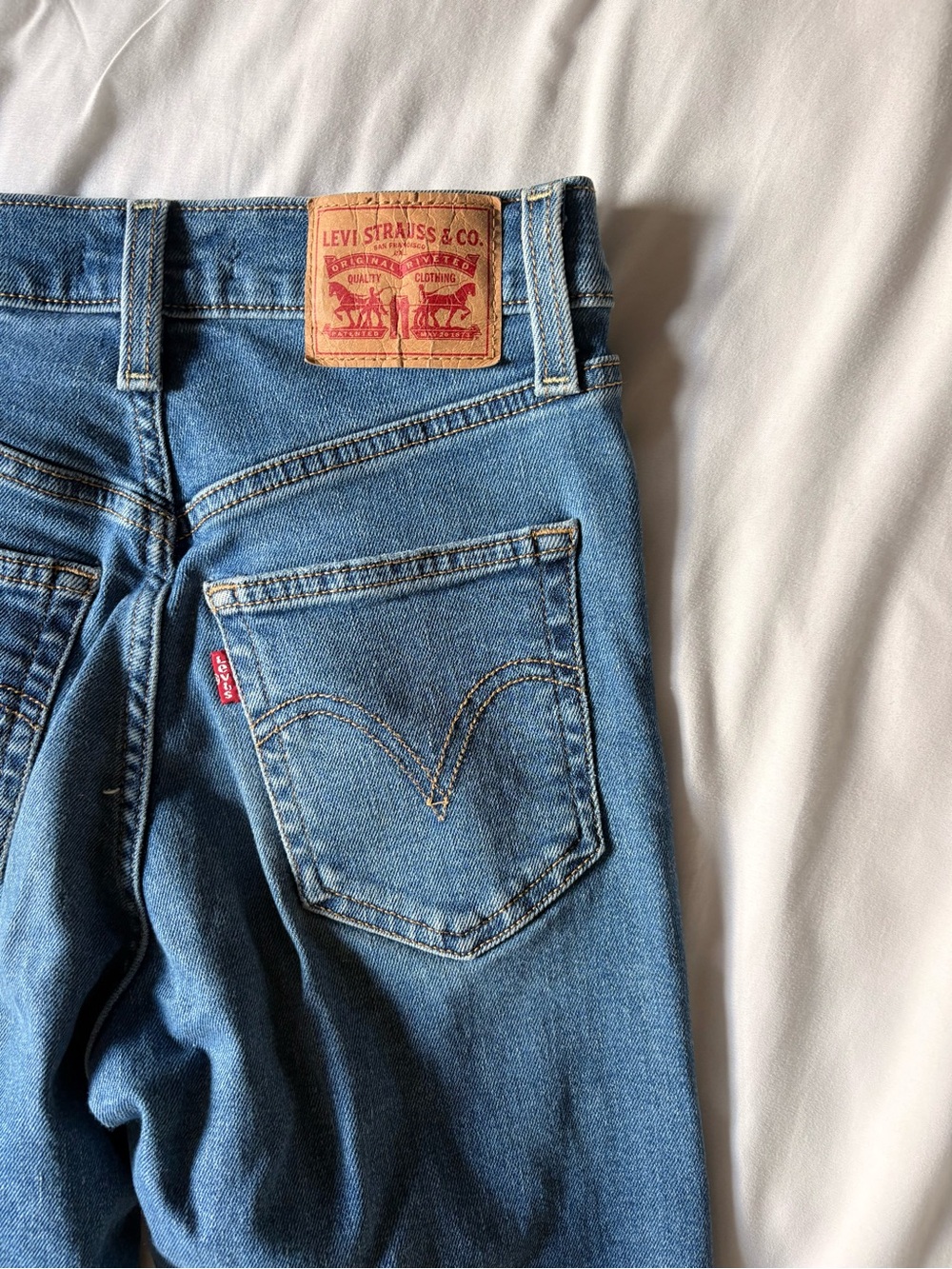 levi’s jeans - Picture 4 of 4